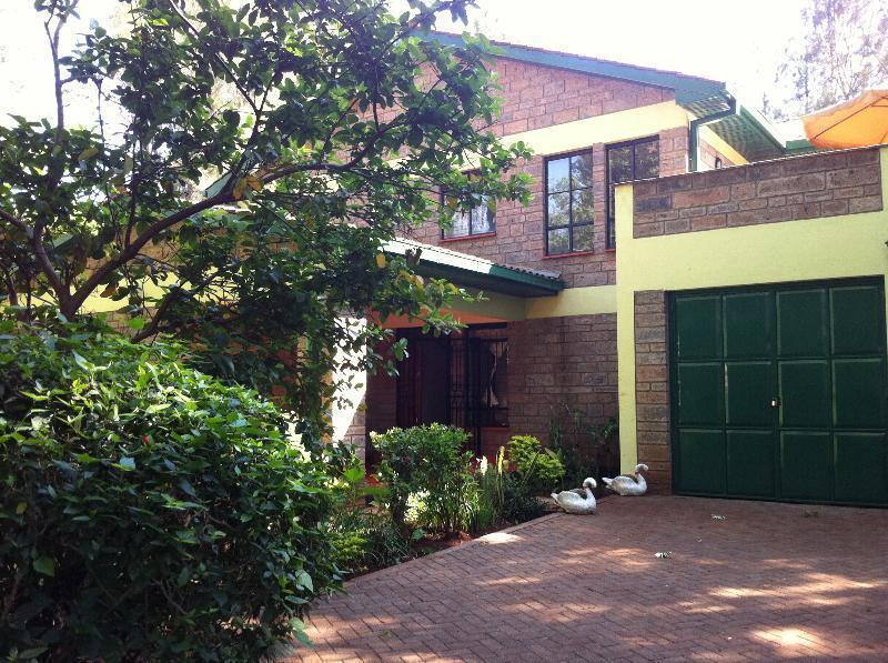 Milimani Backpackers Hostel ไนโรบี ภายนอก รูปภาพ